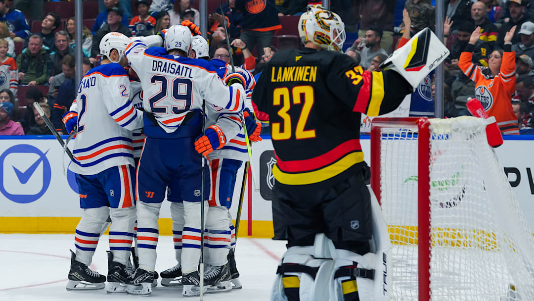 Edmonton Oilers v Vancouver Canucks