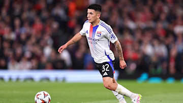 Thiago Almada deve ser vendido pelo Lyon neste mercado