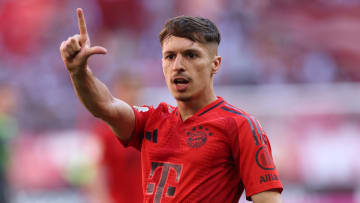 Bryan Zaragoza set for loan exit from Bayern Munich.