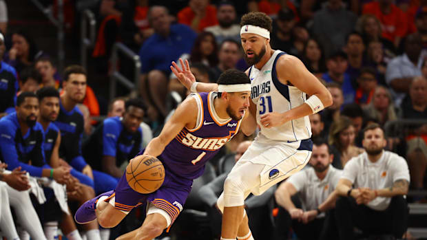 Devin Booker, Klay Thompson Devin Booker, Klay Thompson