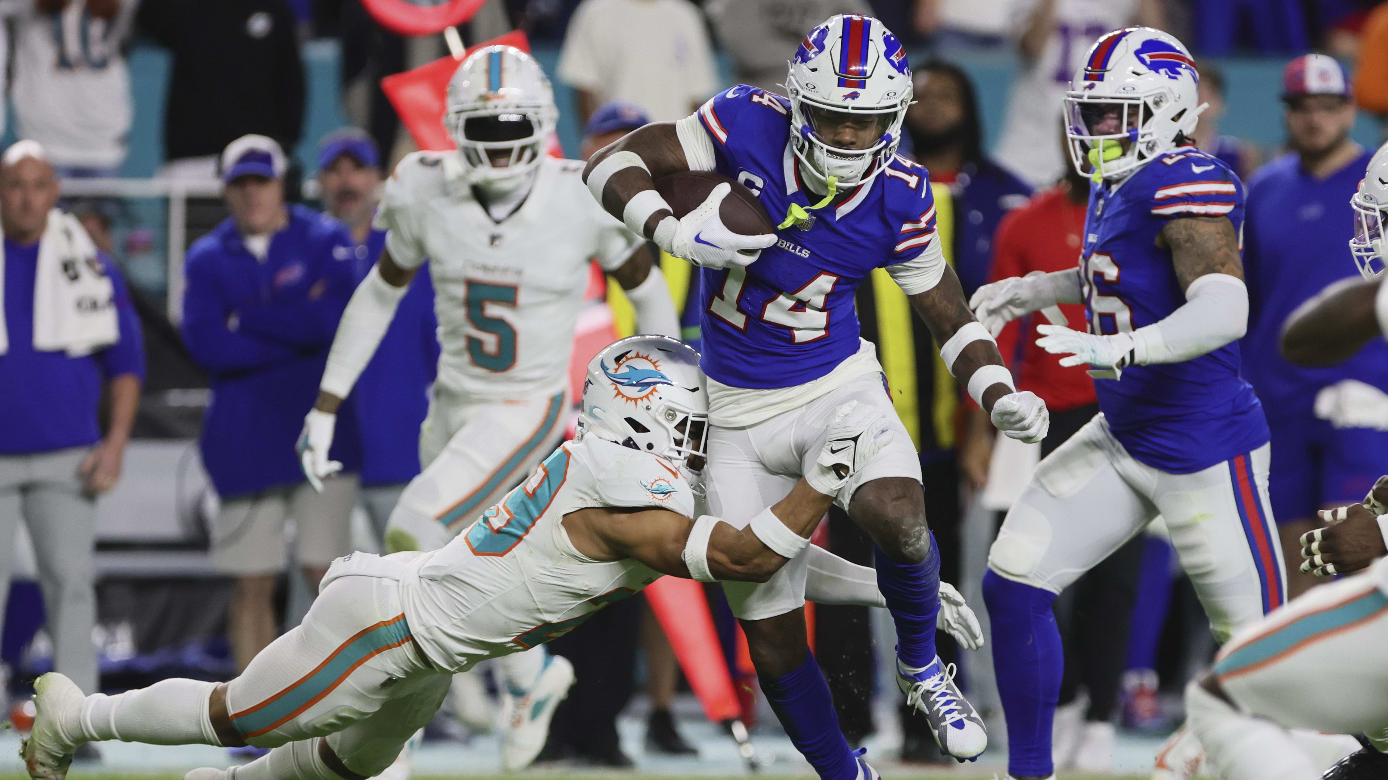 Stefon Diggs' departure from Buffalo waters down the AFC East's powerhouse.