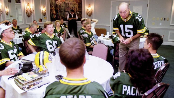 Former Green Bay Packers quarterback and coach Bart Starr (15) answers questions from participants in the Green Bay Packers  Fantasy Football Camp on June 7, 1998, at the Midway Hotel in Ashwaubenon, Wis.

Gpg Packers Archive Series 11072022 0044