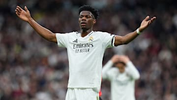 Aurélien Tchouaméni et le Real Madrid affronteront Arsenal en quarts de Ligue des Champions.