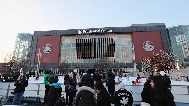 Carolina Hurricanes v New Jersey Devils