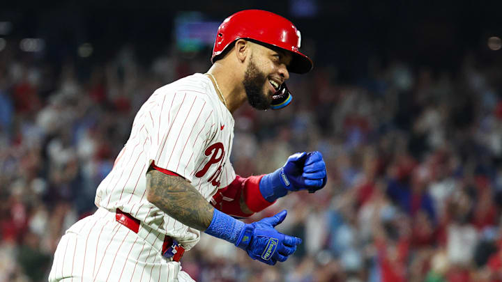 Edmundo Sosa has a career-night to propel Phillies into first-round bye.