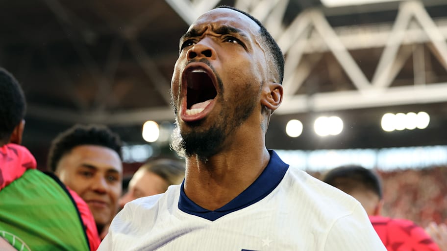 Ivan Toney roaring in delight.