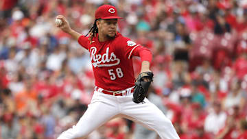 Sep 5, 2021; Cincinnati, Ohio, USA; Cincinnati Reds starting pitcher Luis Castillo (58) throws a