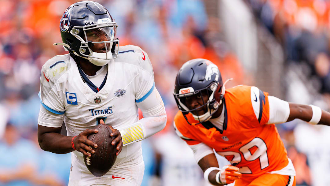 Tennessee Titans v Denver Broncos