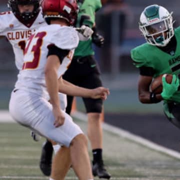 St. Mary's senior and UCLA commit Kenneth Moore III (3) leads the Rams into the CIF State Division 2-AA game. Moore has 56 catches, 858 yards and 10 touchdowns heading into the game.
