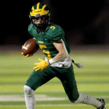 San Ramon Valley's Owen Scott will missing graduated quarterback Luke Baker, but he should be able to put up big numbers from promising first-year starting QB Rhett Thompson. The Wolves host Clayton Valley Charter Friday night. 