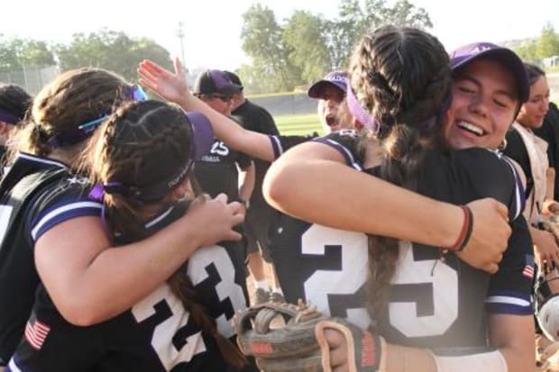 Amador Valley High School softball team