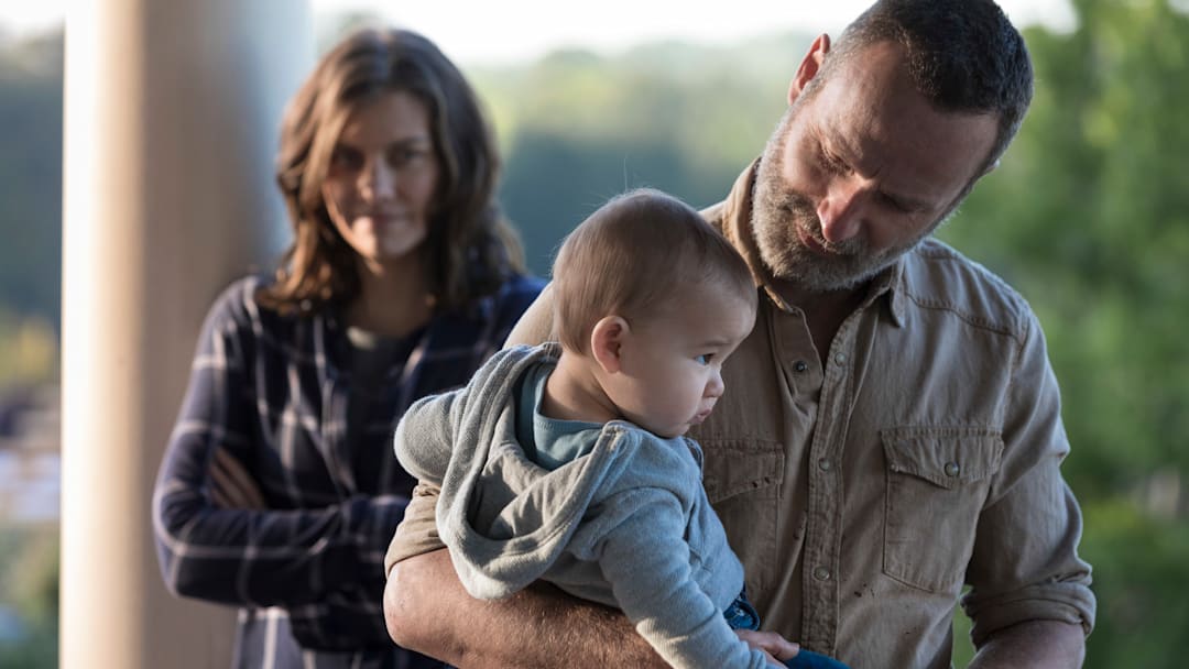 Andrew Lincoln as Rick Grimes, Lauren Cohan as Maggie Rhee in The Walking Dead Season 9, Episode 1