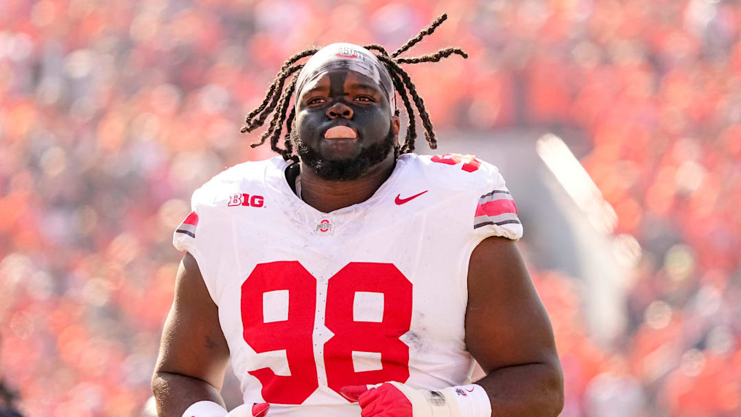 Ohio State Buckeyes defensive lineman Kayden McDonald (98)