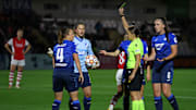 Michaela Specht (links)