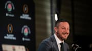 Oregon Ducks head coach Dan Lanning answers questions during a Rose Bowl press conference in Los Angeles on Dec. 31, 2024.