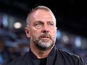 Hansi Flick et le FC Barcelone ont appris l'identité de l'arbitre du choc de Ligue des Champions contre Chelsea