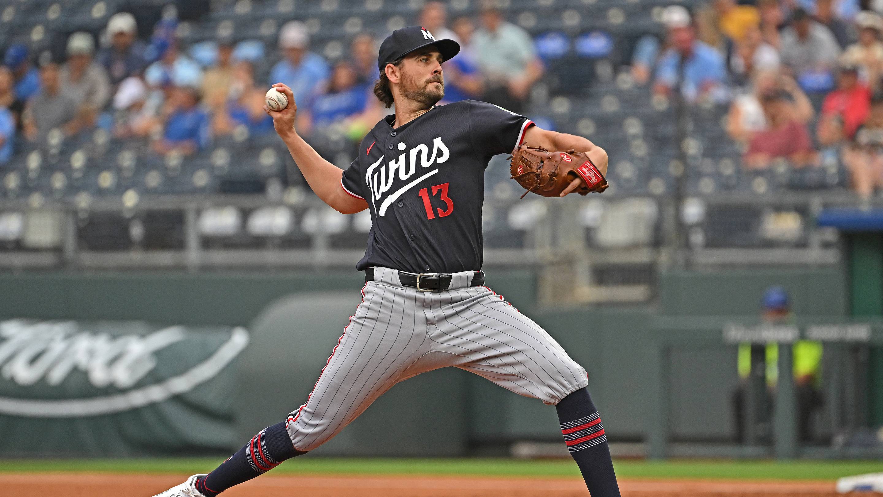 Minnesota Twins starting pitcher Dean Kremer Credit: Peter Aiken-Imagn Images