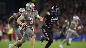 Jereme Robinson, Matthew Sluka, Kansas Jayhawks, UNLV Rebels