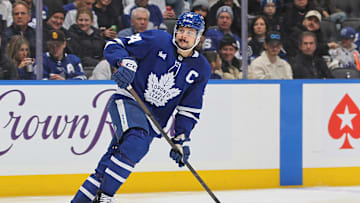 Carolina Hurricanes v Toronto Maple Leafs