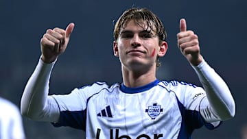 Nico Paz devrait revenir au Real Madrid. Nico Paz devrait revenir au Real Madrid.