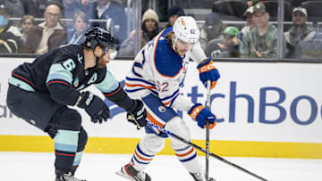 Edmonton Oilers forward Raphael Lavoie (62) 