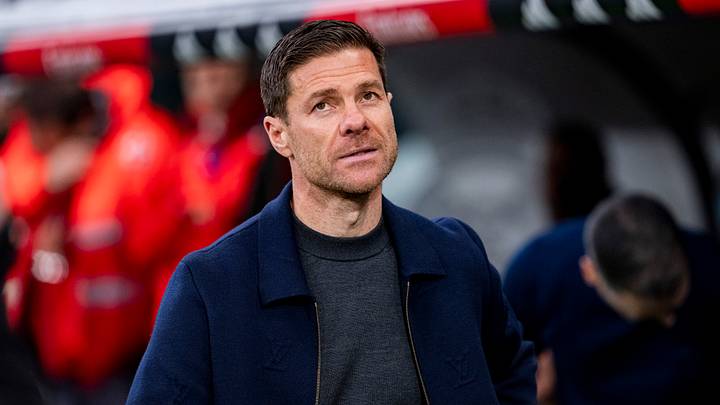 Xabi Alonso wants a new midfielder