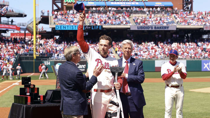 Rhys Hoskins receives his NL Champions Ring from Majority Owner John Middleton and President Dave Dombrowski