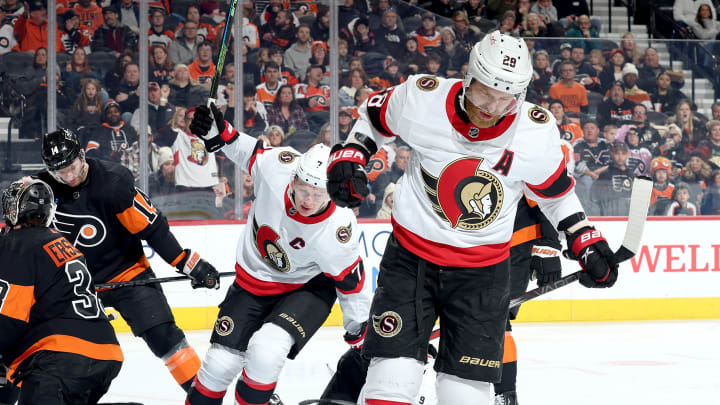 Claude Giroux tied the game for the Senators as they scored four unanswered goals in the victory over the Flyers.