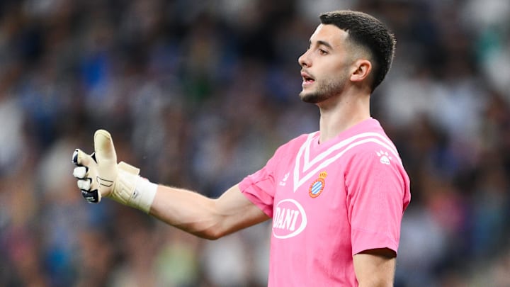 Joan Garcia pourrait rallier le Barça cet été. Joan Garcia pourrait rallier le Barça cet été.