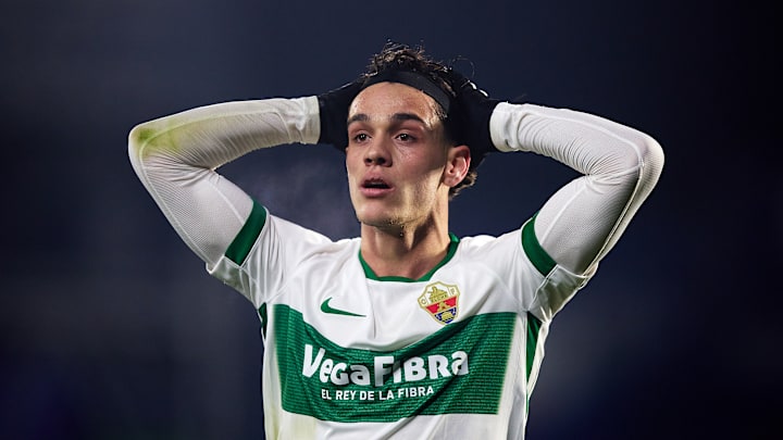 Hector Fort ne devrait pas disputer de matchs dans les prochaines semaines.