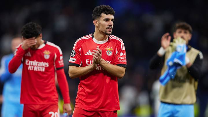 Wurde dem FC Bayern München für einen Sommer-Transfer angeboten: Benfica-Verteidiger Tomás Araújo Wurde dem FC Bayern München für einen Sommer-Transfer angeboten: Benfica-Verteidiger Tomás Araújo