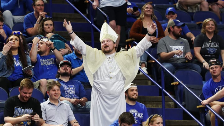 A fan dressed up as the pope during the announcement for new Kentucky head coach Mark Pope at Rupp Arena in Lexington Ky. on April 14, 2024.