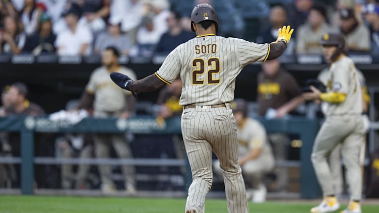 Sep 30, 2023; Chicago, Illinois, USA; San Diego Padres left fielder Juan Soto (22) scores against