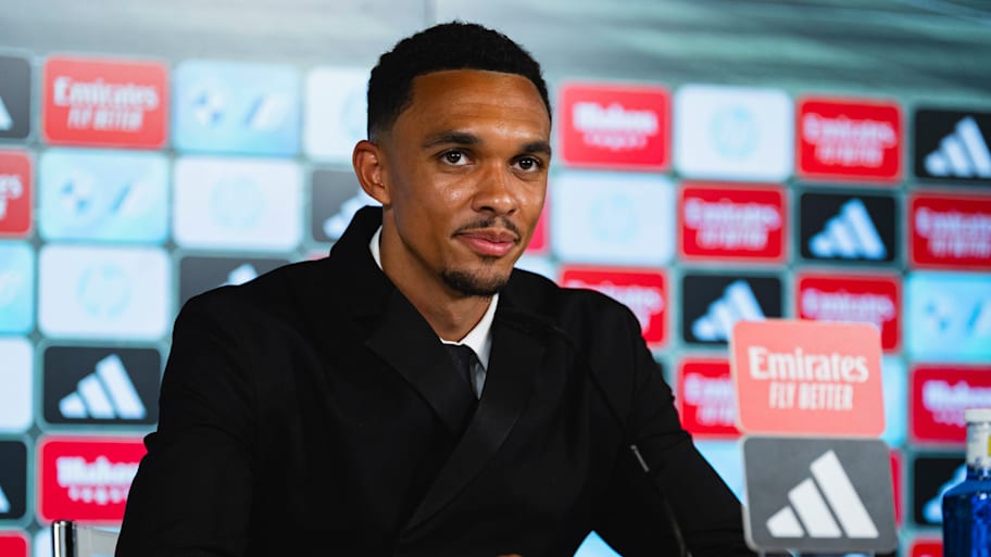 Trent Alexander-Arnold was in fine form in front of the press on Thursday. | IMAGO/Alberto Gardin