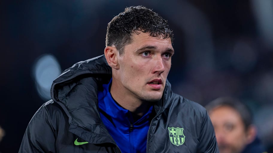 Hansi Flick wants Barcelona to keep Andreas Christensen. | IMAGO/Alberto Gardin