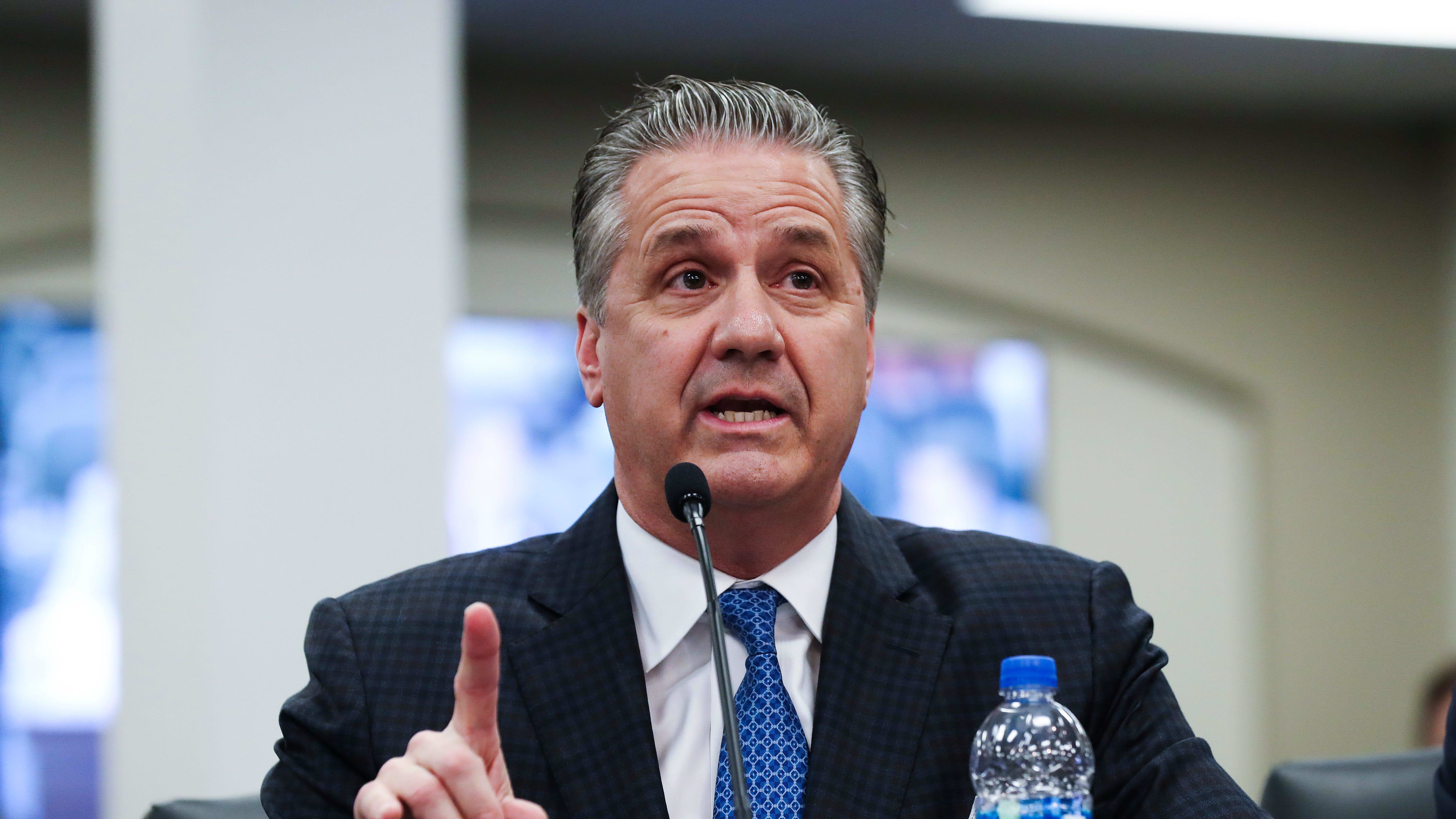 Longtime Kentucky coach John Calipari is reportedly leaving the program for the head coach job at Arkansas. 