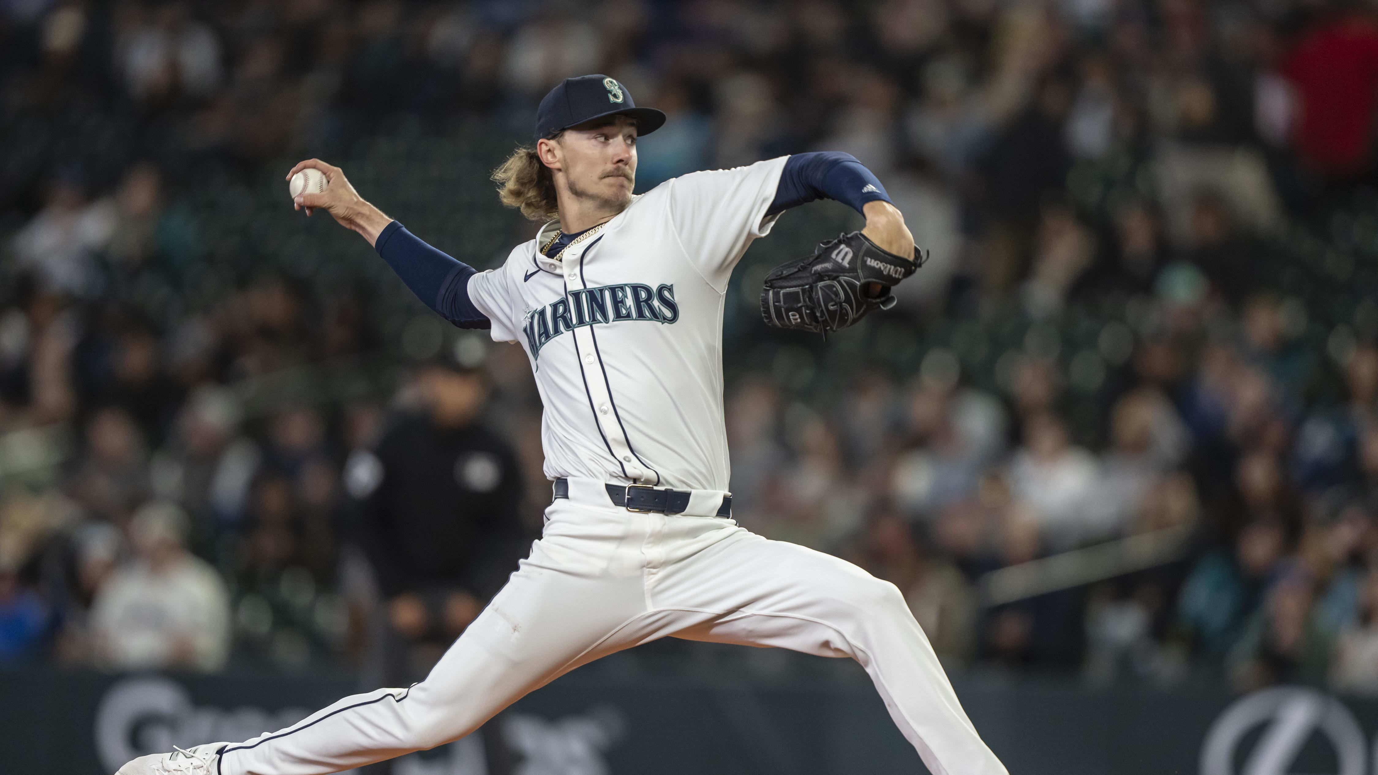 Seattle Mariners starter Bryce Miller took his perfect game into the 6th inning against the Atlanta Braves on Monday night. 