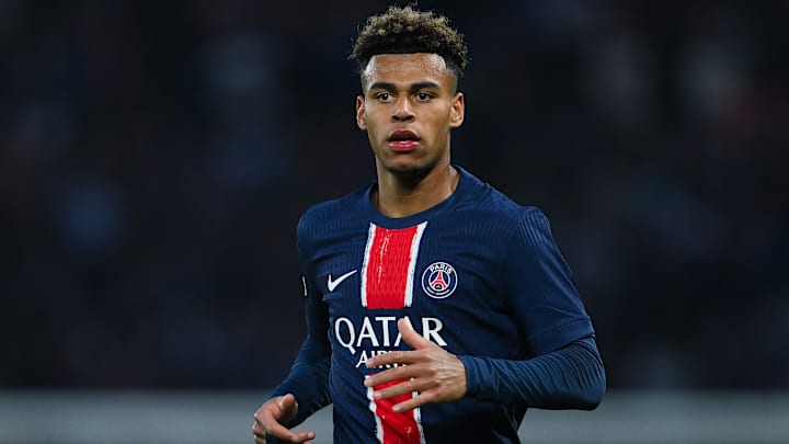 Le PSG de Désiré Doué veut faire parler son statut. Le PSG de Désiré Doué veut faire parler son statut.