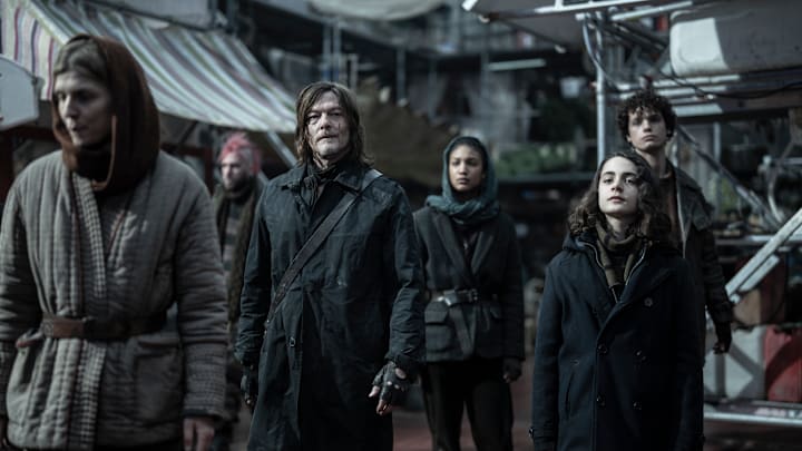 Norman Reedus as Daryl Dixon, Laïka Blanc-Francard as Sylvie, Louis Puech Scigliuzzi as Laurent, Tristan Zanchi as Emile, Clémence Poésy as Isabelle - The Walking Dead: Daryl Dixon _ Season 1, Episode 3 - Photo Credit: Emmanuel Guimier/AMC