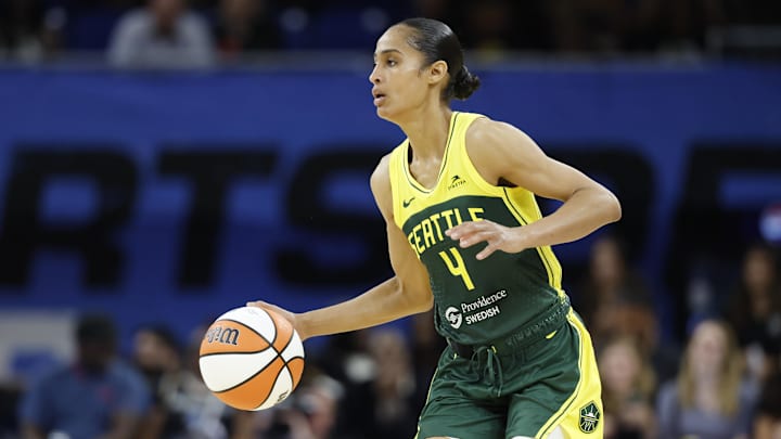 Jul 24, 2025; Chicago, Illinois, USA; Seattle Storm guard Skylar Diggins (4) brings the ball up court against the Chicago Sky during the second half at Wintrust Arena. 