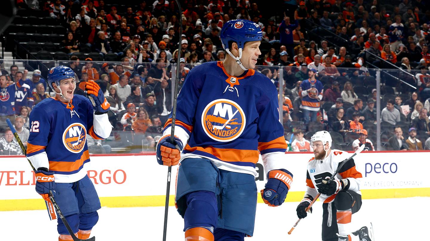 The Upshot: Late goal puts damper on NY Islanders 4-3 O.T. win versus the Flyers - Vimarsana News