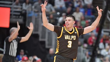 Mar 8, 2025; St. Louis, MO, Valparaiso Beacons guard All Wright (3) reacts after scoring during the first half against the Bradley Braves at Enterprise Center. Mandatory Credit: Ron Johnson-Imagn Images