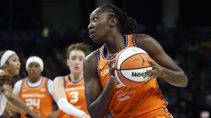 Connecticut Sun center Tina Charles (31) drives to the basket against the Chicago Sky during the first half at Wintrust Arena Connecticut Sun center Tina Charles (31) drives to the basket against the Chicago Sky during the first half at Wintrust Arena