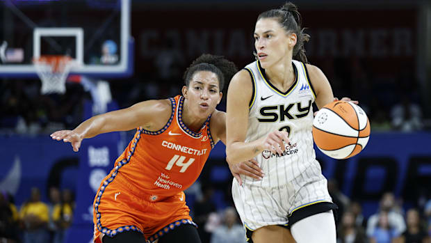 Chicago Sky guard Sevgi Uzun and Connecticut Sun guard Bria Hartley