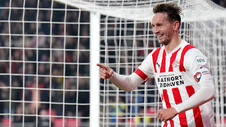 Holandês Luuk De Jong vai reencontrar o ex-clube