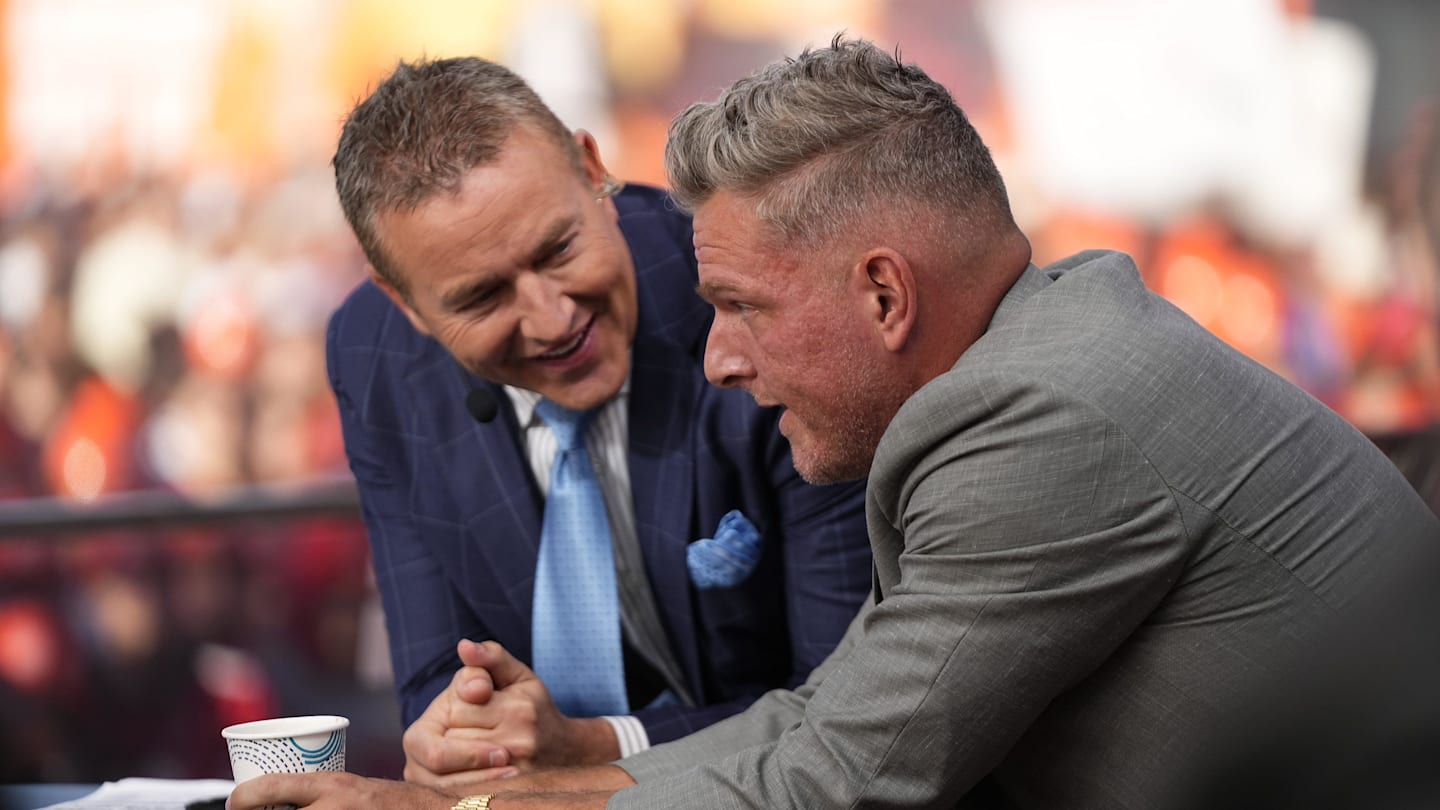 Pat McAfee Reveals He Covered for a WVU Donor Who Backed Out on Payments thumbnail