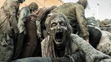  Walkers - The Walking Dead _ Season 11, Episode 24 