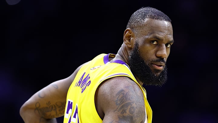 Los Angeles Lakers v Philadelphia 76ers