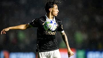 Marlon Gomes terminou a última temporada como titular do Vasco