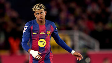 Lamine Yamal et le FC Barcelone affrontent Alavés en Liga Lamine Yamal et le FC Barcelone affrontent Alavés en Liga